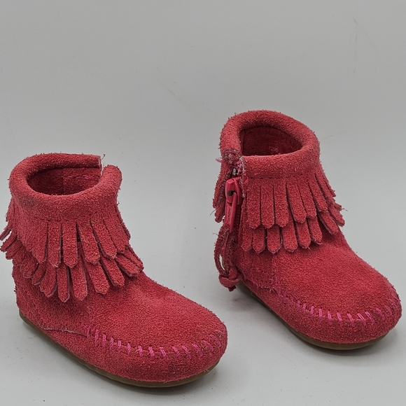 Minnetonka pink suede double Fringe baby booties size 2 - Picture 13 of 16